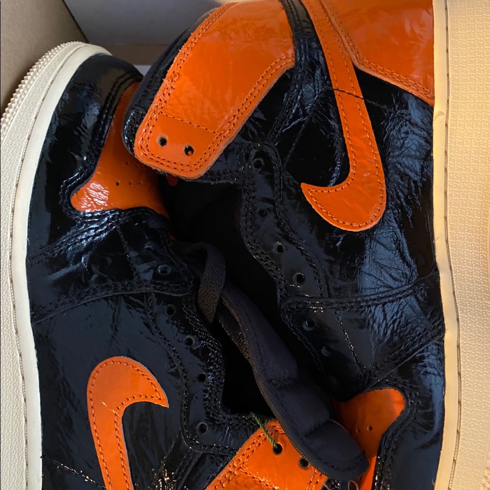 Air jordan 1 shattered backboard 3.0